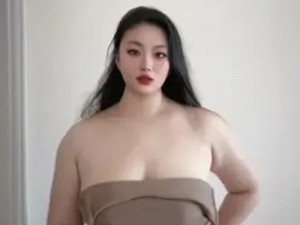 肥妇 BBw 搡 BBw 搡 BBw：挑战传统审美的网络热梗