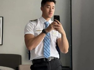 Gay2022 空少被体育生所折服：好用到哭的一款产品